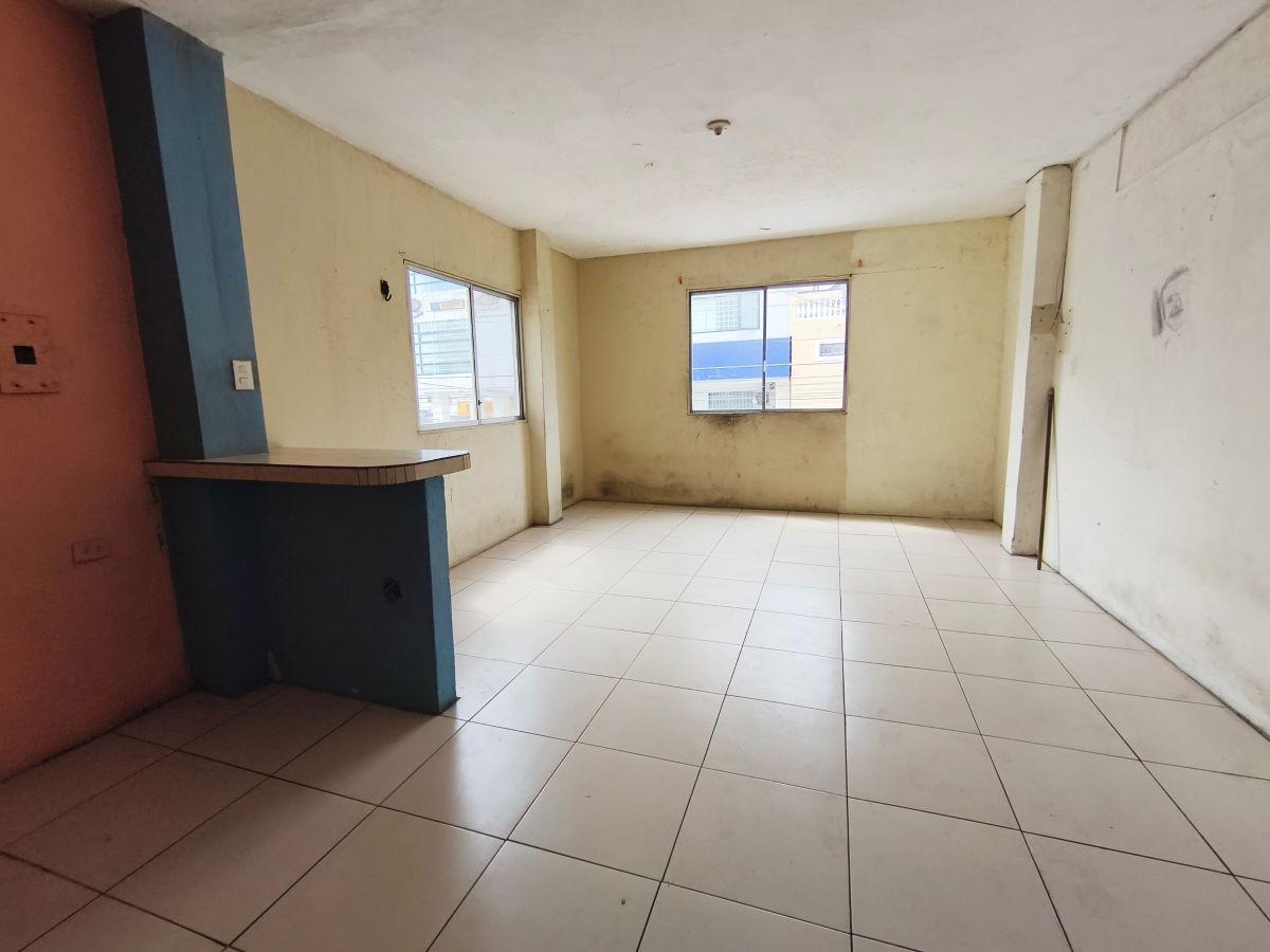 Propiedad Esquinera Comercial con 3 Locales y 2 Departamentos – Ayacucho y La Décima A. Marín, Guayas — imagen 8