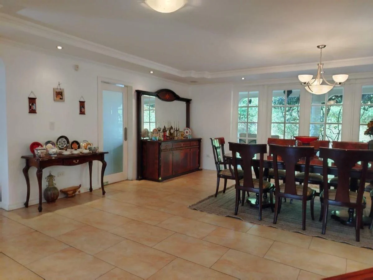 Excelente Casa en Venta en Cumbayá — imagen 6
