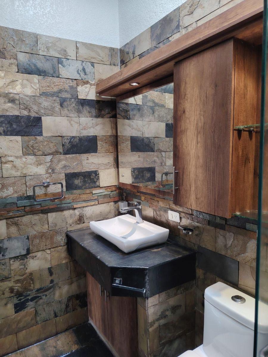 Casa Remodelada en Venta en Conocoto – $120.000 Negociables — imagen 5