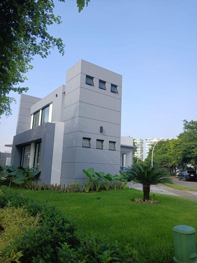 Casa de Estreno de Venta en Bluebay – Mocolí. Guayas — imagen 7