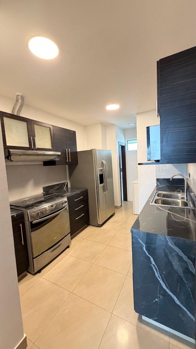 Departamento en Venta Vista Al Rio - en El Km 3.5 Via Samborondon, Guayas — imagen 6