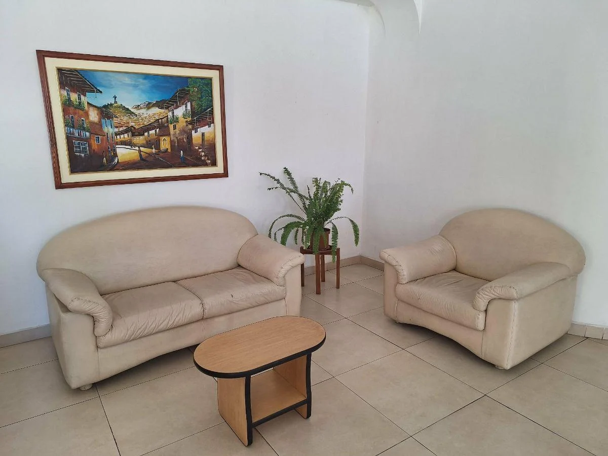 Vendo Amplio Departamento 3 Dorm. Quito Tenis — imagen 9