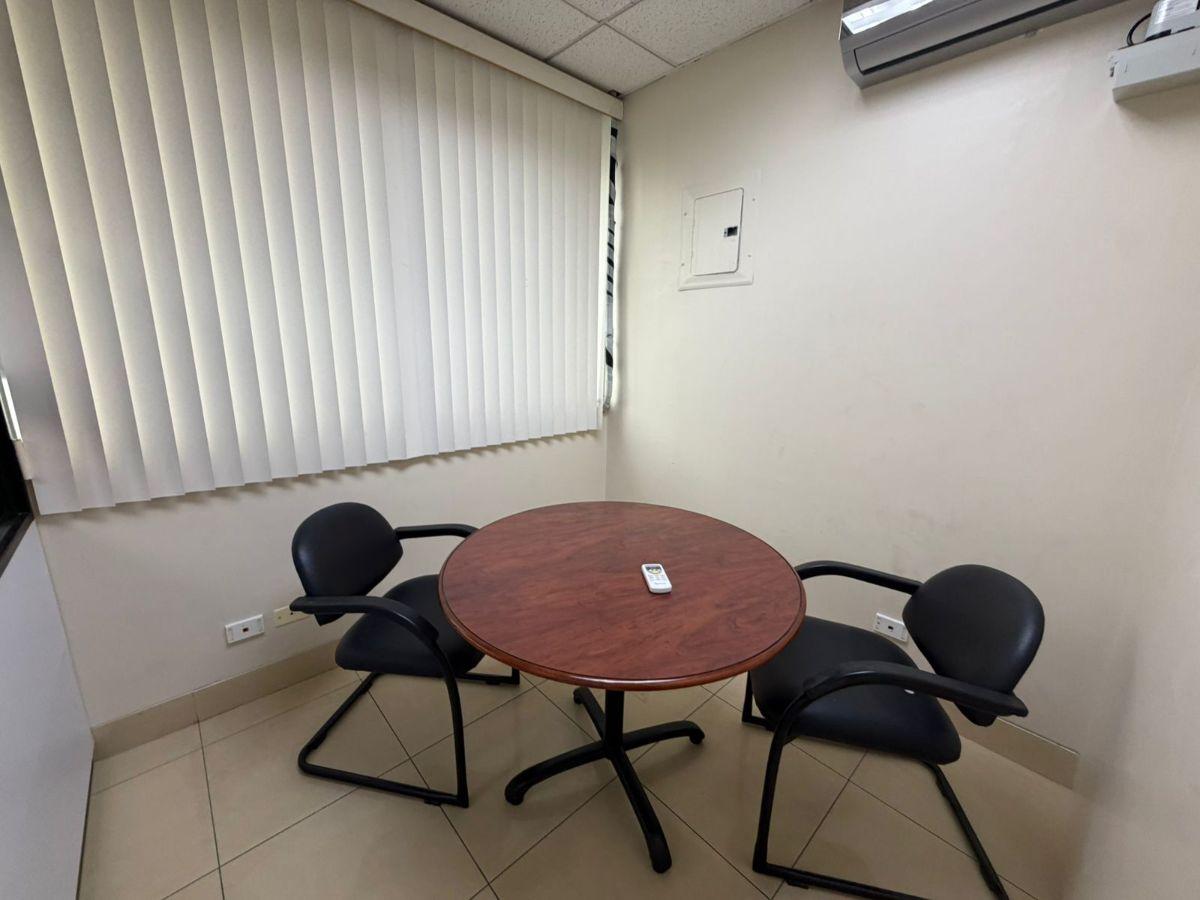 En Venta Oficina Ejecutiva 31 m² - Edificio Las Cámaras - Guayaquil, Guayas — imagen 7