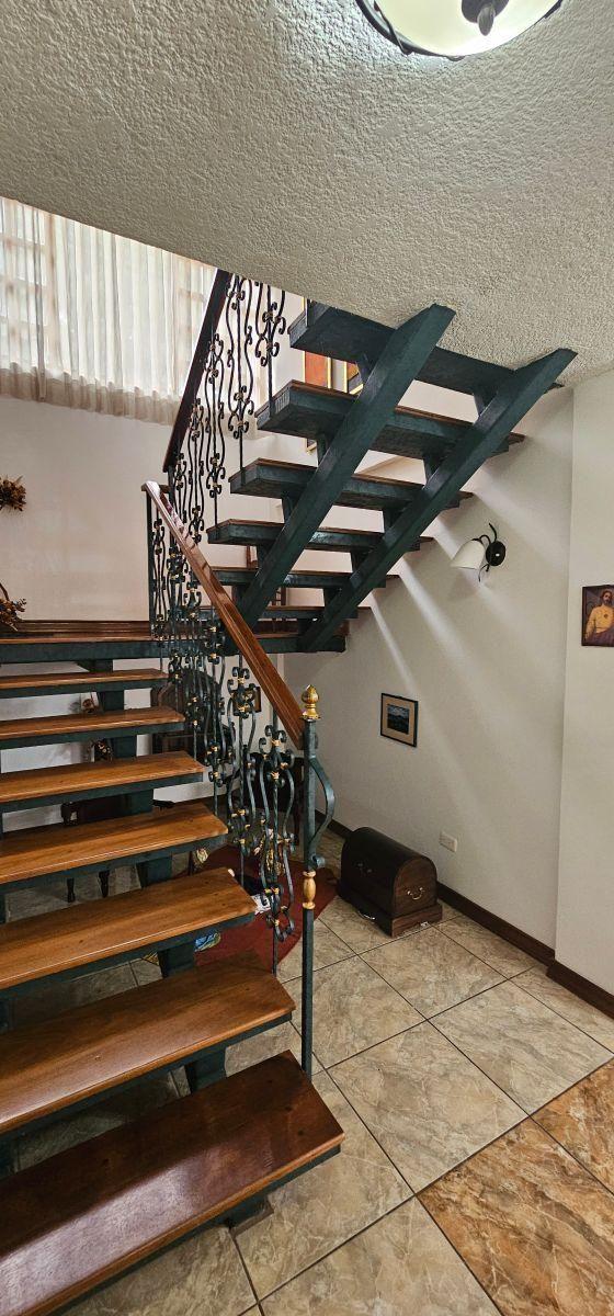 Casa de Venta Urbanización Privada Cashapamba Los Chillos — imagen 6