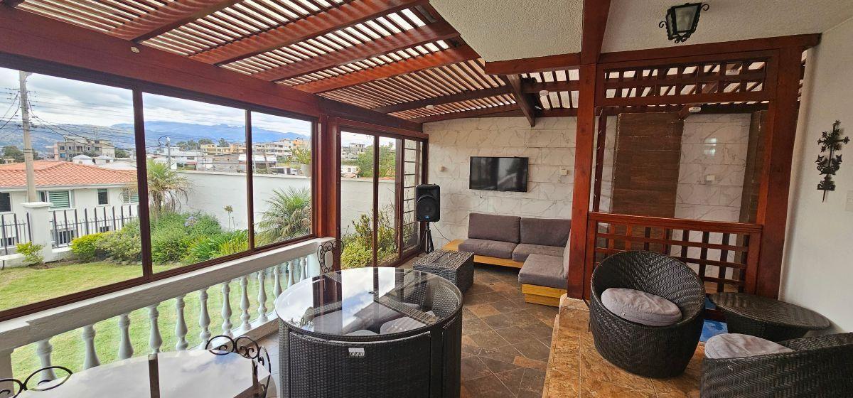 Casa de Venta Urbanización Privada Cashapamba Los Chillos — imagen 3