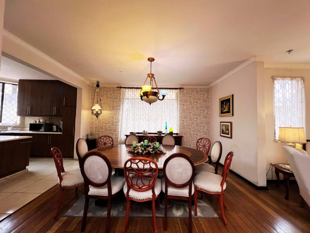 Casa Exclusiva de Venta en Capulispamba, Cuenca, Azuay — imagen 8