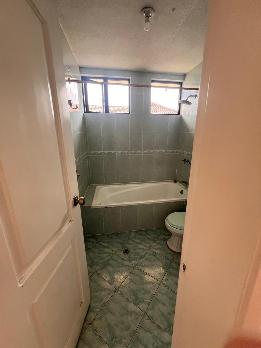 Casa de Estilo Americano en Venta en Tumbaco — imagen 6