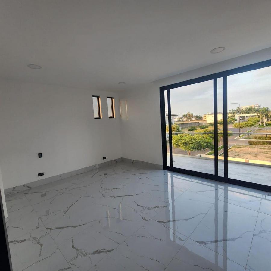 Casa de Estreno de Venta, Samborondon. Guayas — imagen 6