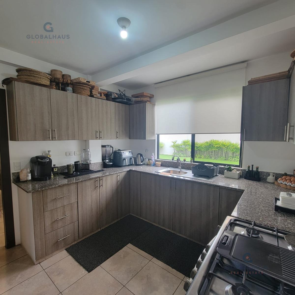 Casa en Venta con 5 Habitaciones en Ciudad Celeste S. H. Guayas — imagen 5