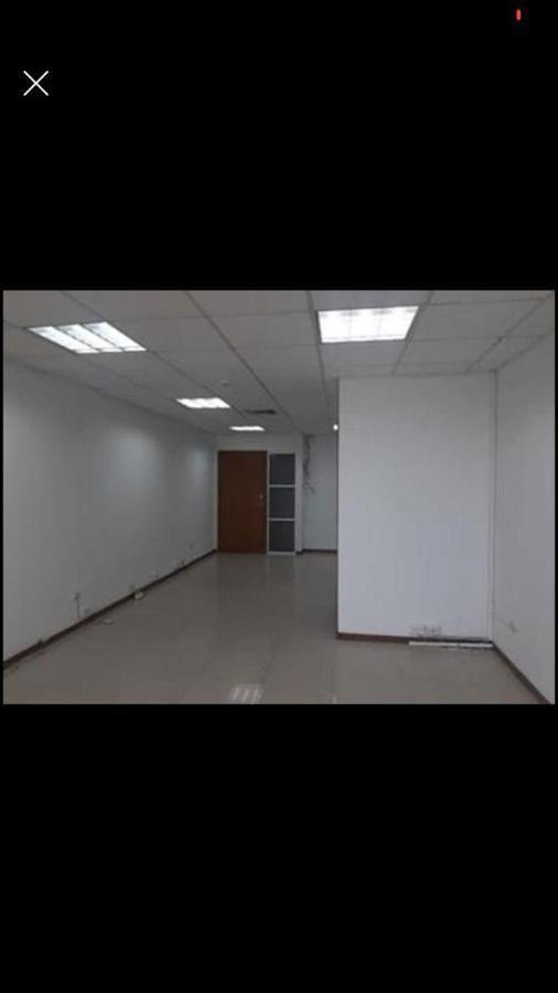 Vendo Oficina en Edificio Trade Building, Guayas — imagen 4