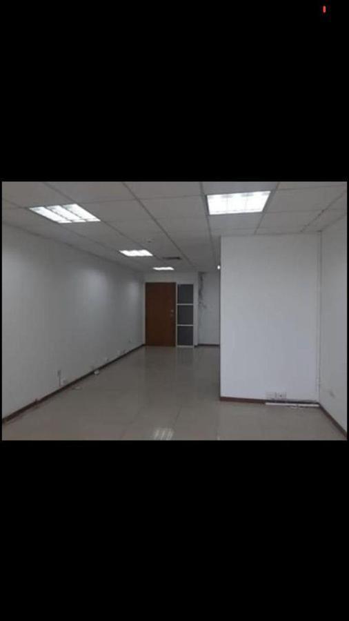 Vendo Oficina en Edificio Trade Building, Guayas — imagen 3