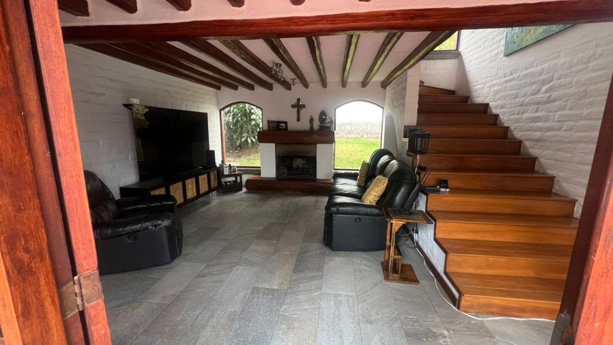 Casa Estilo Hacienda en Cumbaya — imagen 7