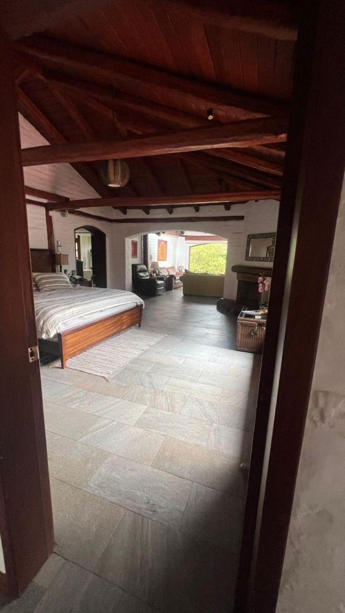 Casa Estilo Hacienda en Cumbaya — imagen 3