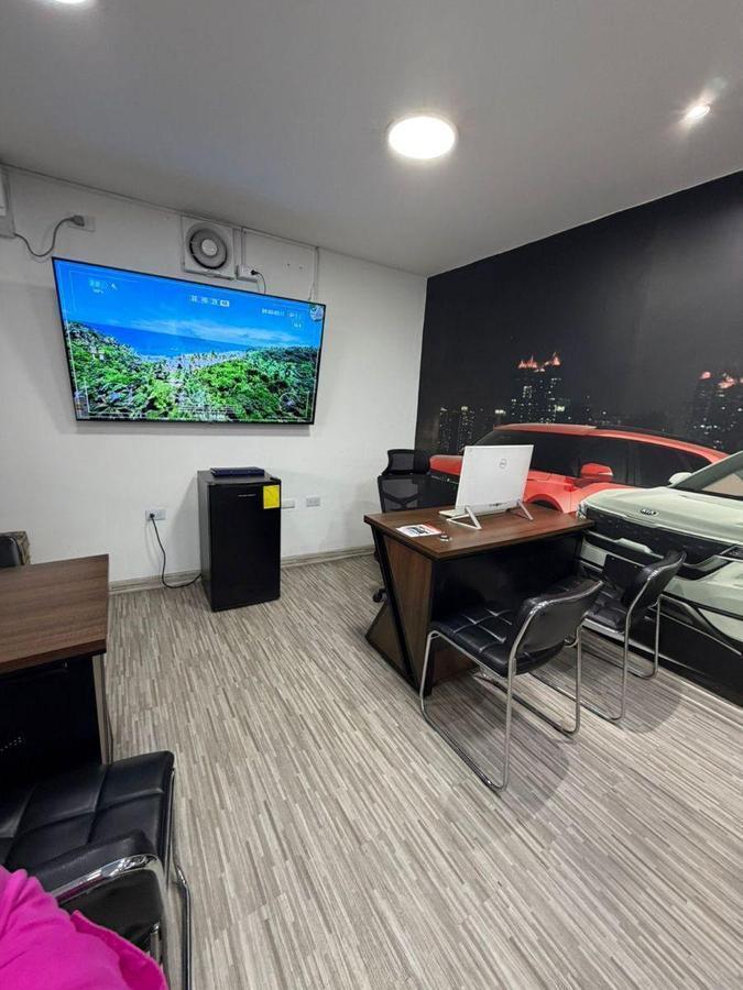 Vendo Local Comercial en Urdesa, Guayas — imagen 5