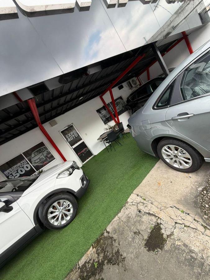 Vendo Local Comercial en Urdesa, Guayas — imagen 4