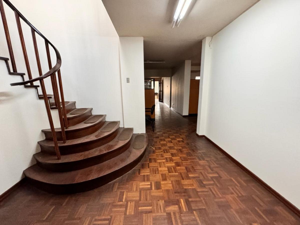 Venta o Alquiler Local Omercial / Oficina 540 m² -, Av Victor Emilio Estrada, Urdesa Central. Guayas — imagen 5