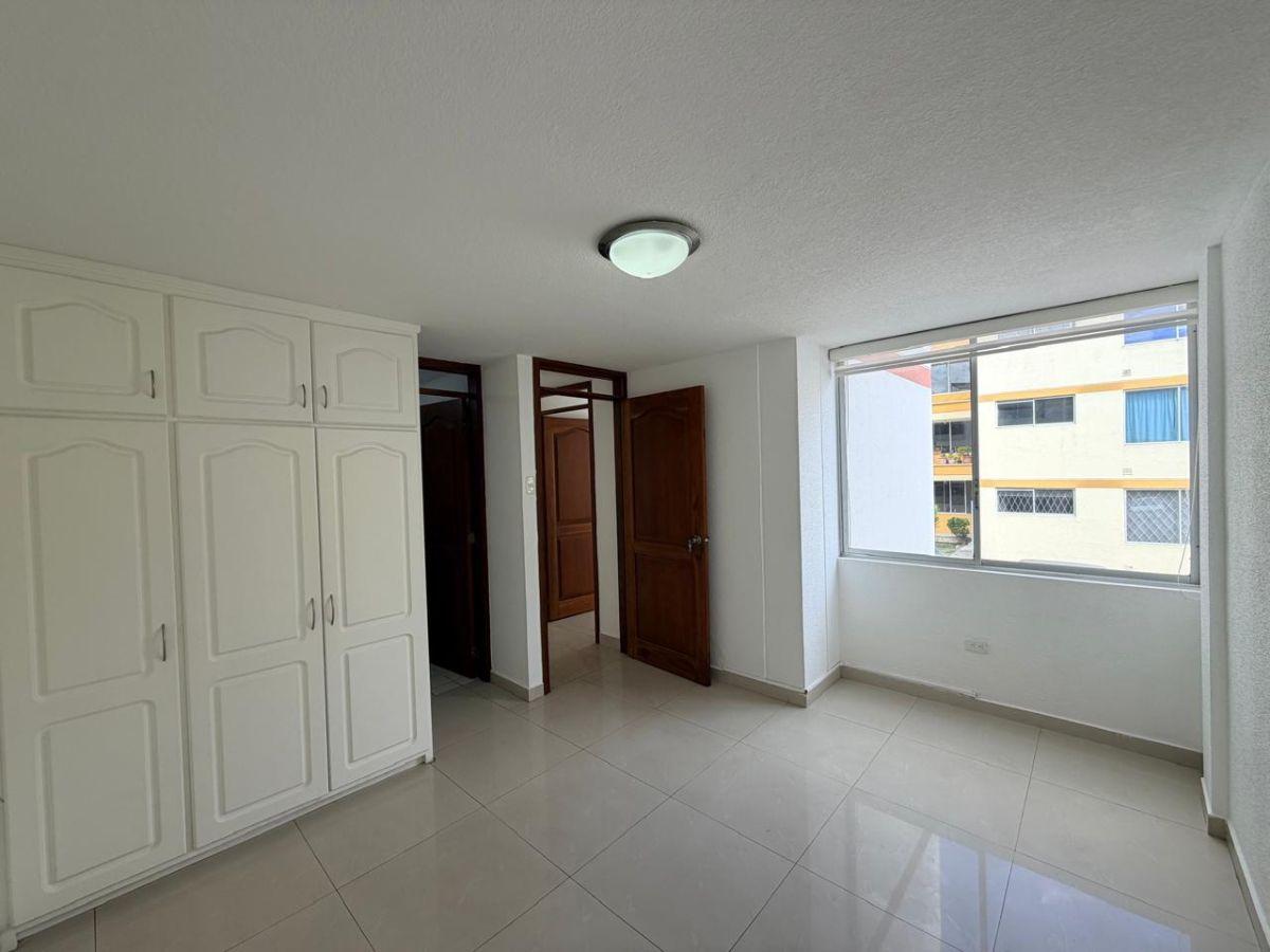 Departamento de Venta en Quito, Sector de Calderón — imagen 4