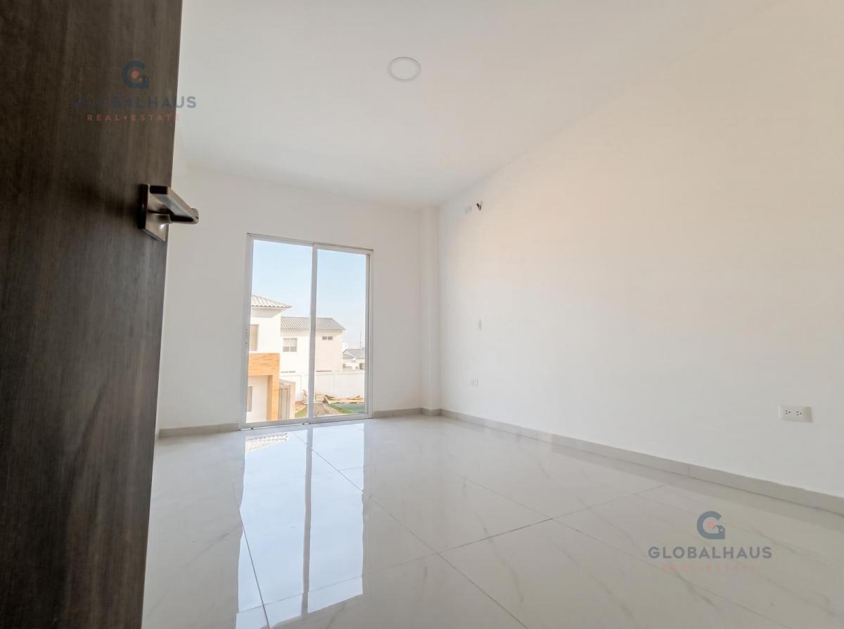 Venta Casa Urb. Vía a Salitre a 3hab C/uno con Baño a 7 Min C. C El Dorado, Guayas — imagen 9
