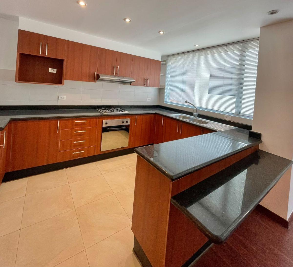 Vendo Amplio Dpto de 3 Dorm. $125.000 en La Zona de La Puce, Superintendencia de Bancos — imagen 10