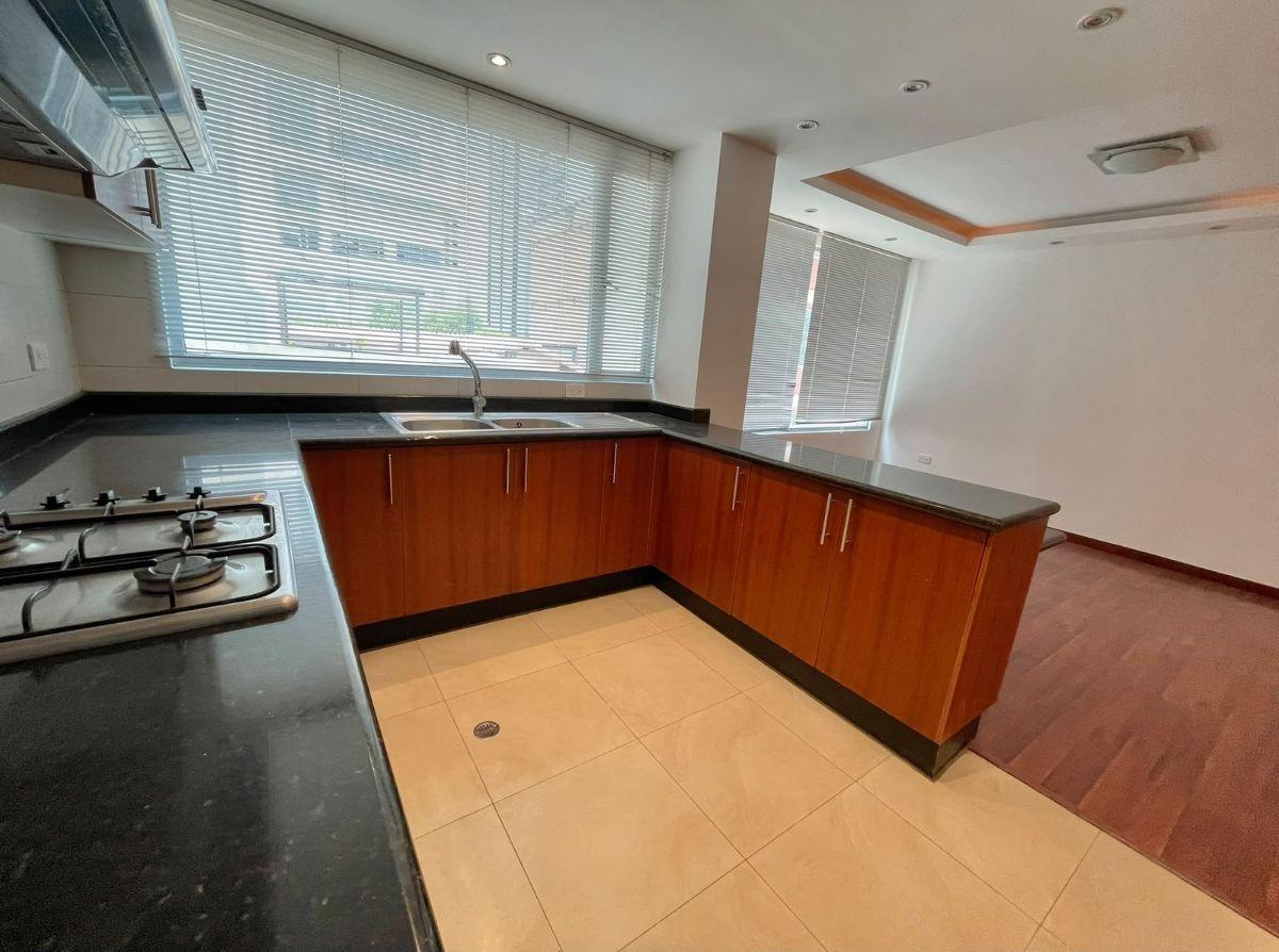 Vendo Amplio Dpto de 3 Dorm. $125.000 en La Zona de La Puce, Superintendencia de Bancos — imagen 9