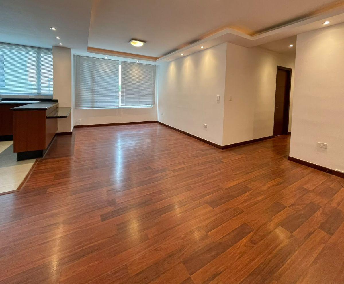 Vendo Amplio Dpto de 3 Dorm. $125.000 en La Zona de La Puce, Superintendencia de Bancos — imagen 7