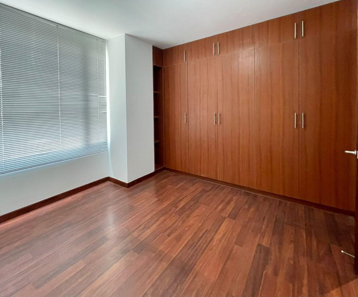 Vendo Amplio Dpto de 3 Dorm. $125.000 en La Zona de La Puce, Superintendencia de Bancos — imagen 3