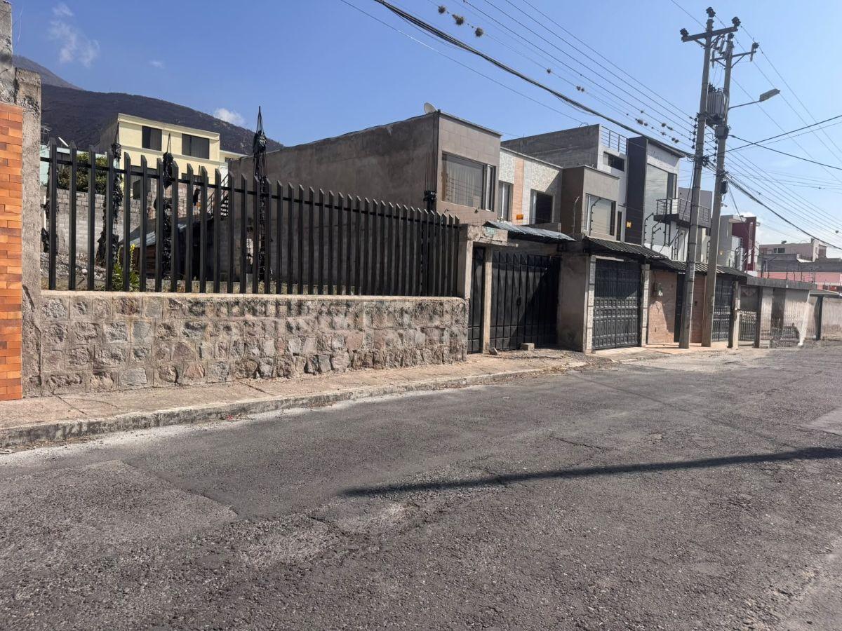 Venta Terreno, Urb San Gregorio / Pusuqui — imagen 10