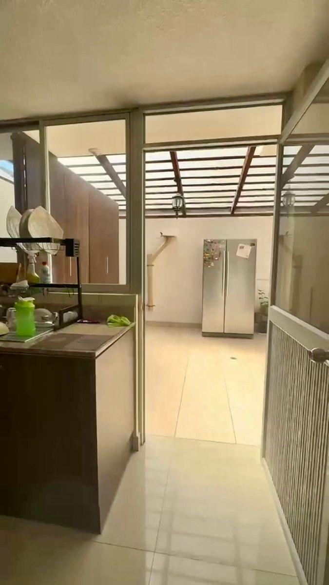 Casa de 191 m² con 3 Dorm. en Venta en Carcelén — imagen 3