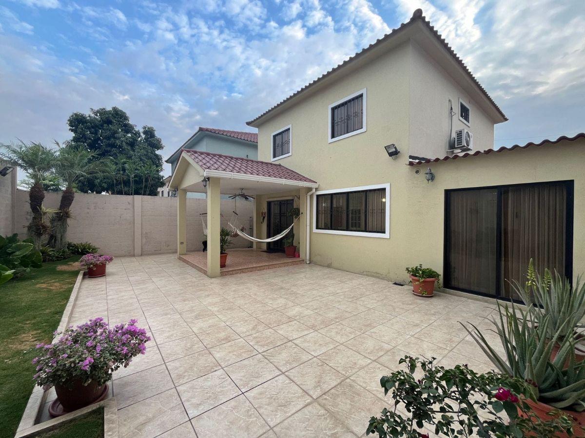 Vendo Casa en Vía Al Sol, Guayas — imagen 9