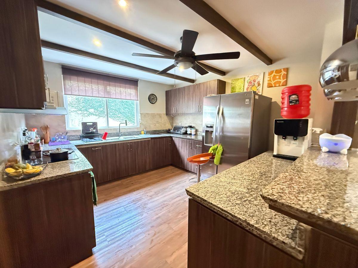 Vendo Casa en Terranostra, Guayas — imagen 8