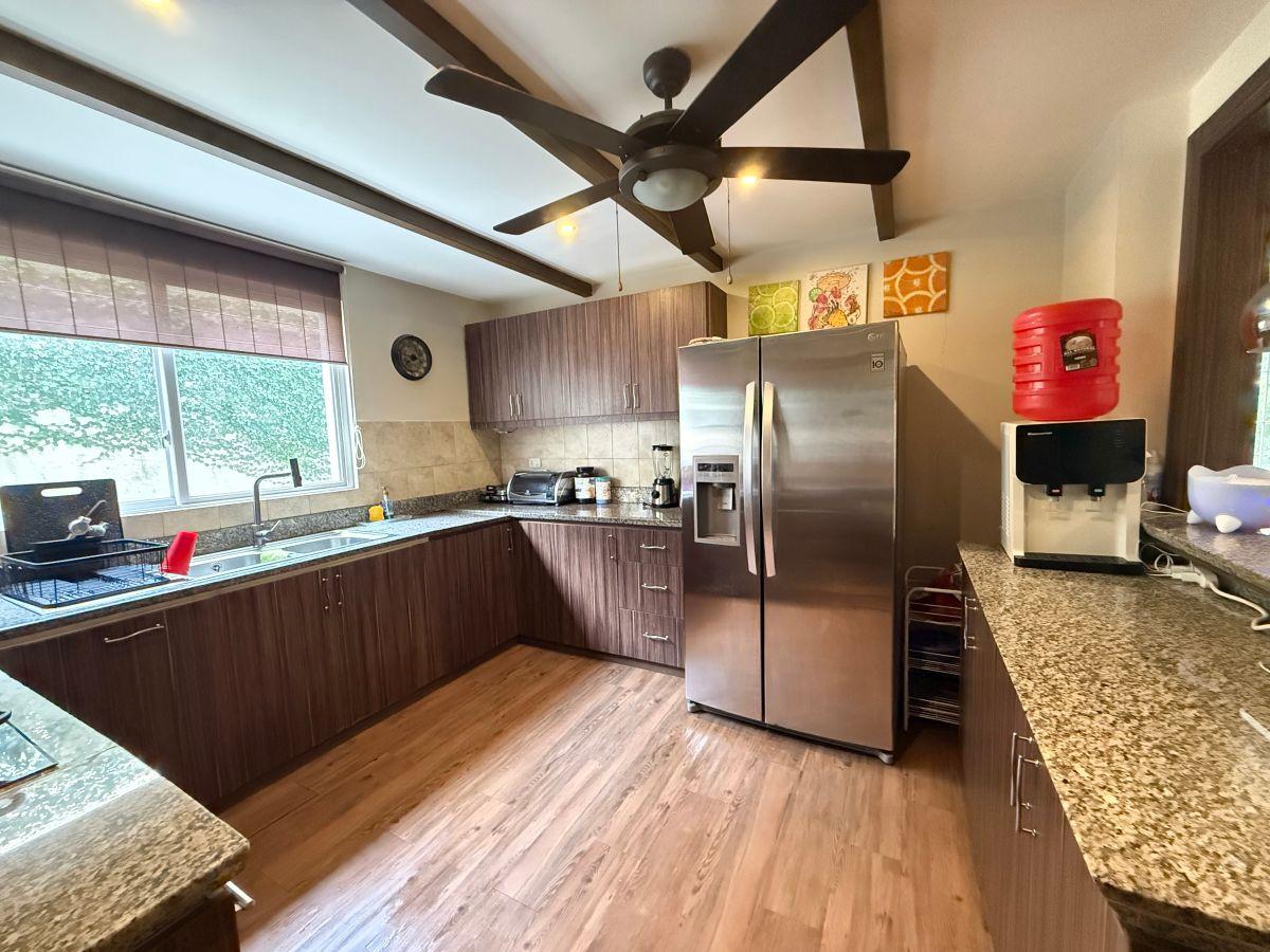 Vendo Casa en Terranostra, Guayas — imagen 7
