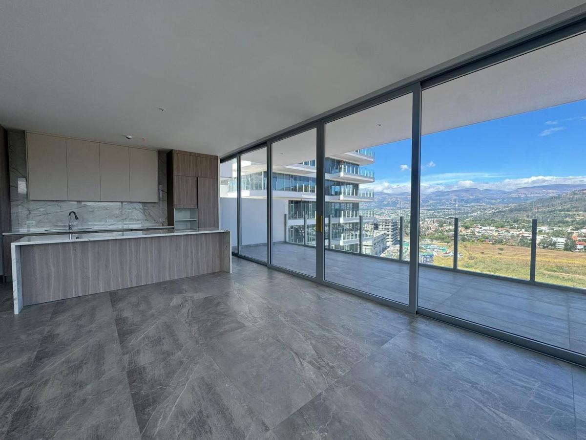 Departamento a Estrenar de Venta en Sky View Towers Sector Lumbisi — imagen 9