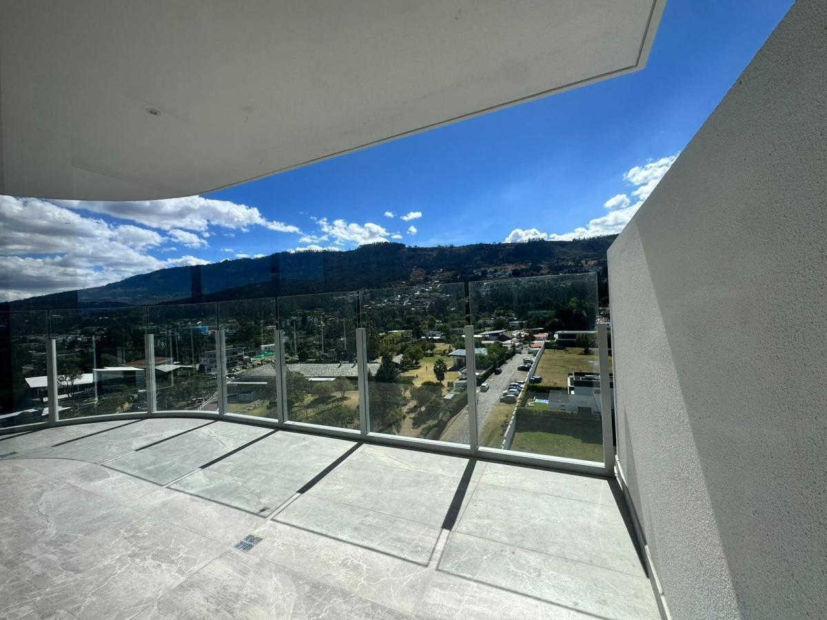 Departamento a Estrenar de Venta en Sky View Towers Sector Lumbisi — imagen 6