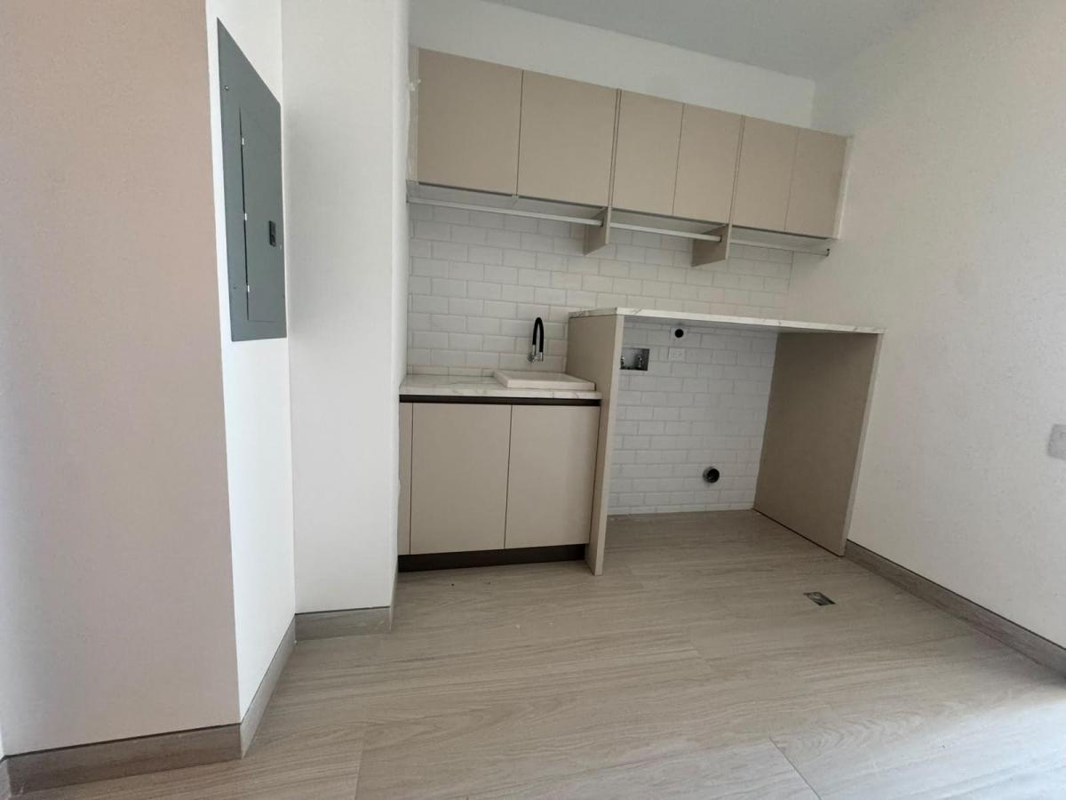 Departamento a Estrenar de Venta en Sky View Towers Sector Lumbisi — imagen 3