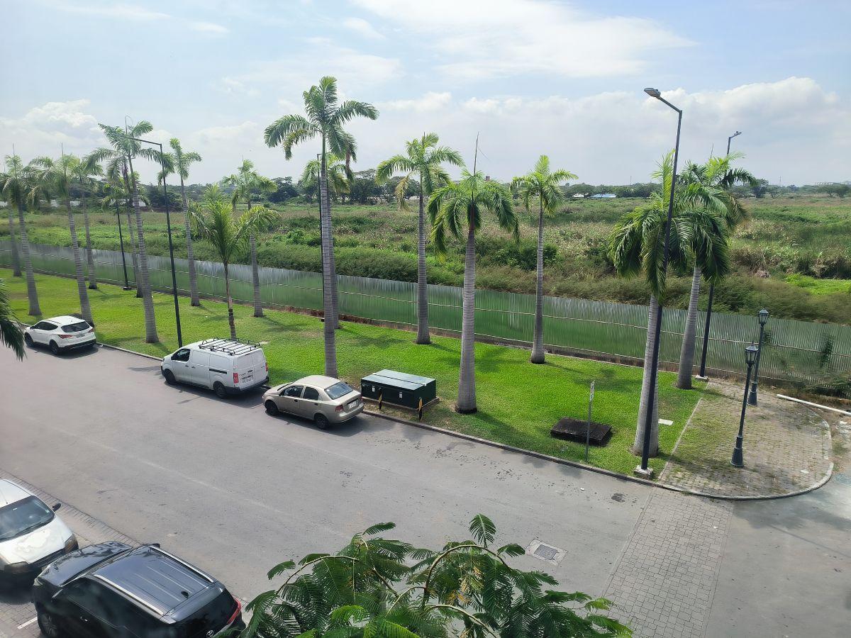 Oficina en Venta en Murano Plaza, Guayas — imagen 10
