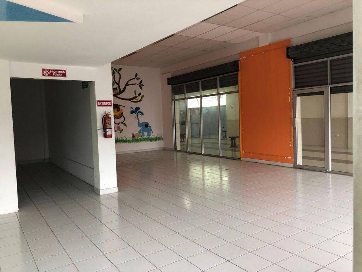 En Venta Centro Comercial 14.000 m² - Vía a Daule Km 3.5 - Guayaquil, Guayas — imagen 8