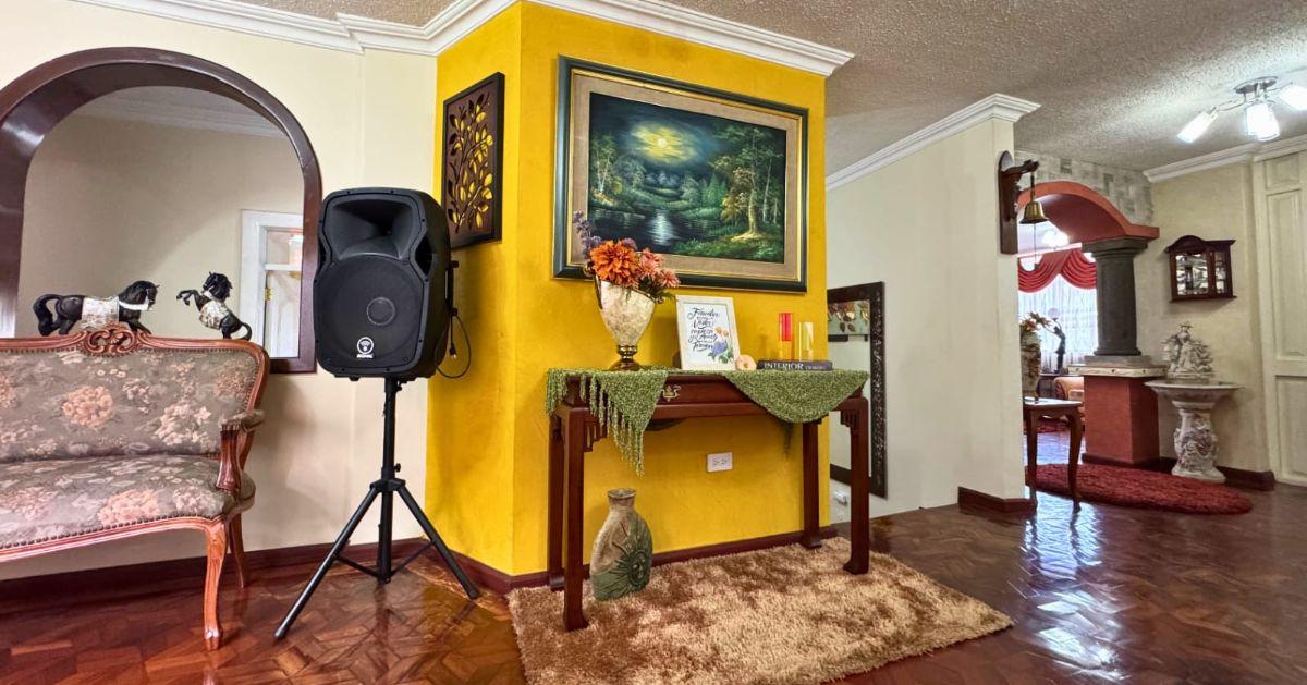 Casa Esquinera Independiente de Una Sola Planta Sector Pomasqui — imagen 7