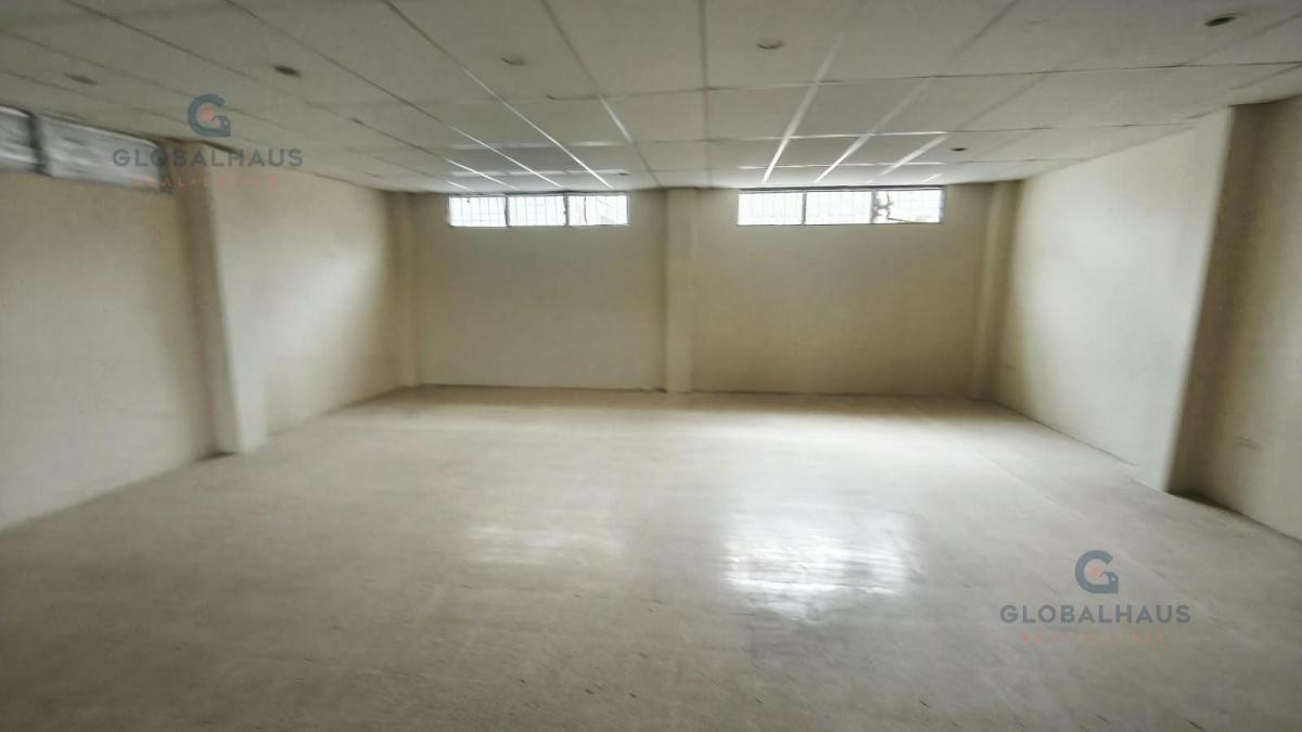 Venta Local Comercial Av Francisco de Orellana en Norte de Guayaquil J. C. Guayas — imagen 7