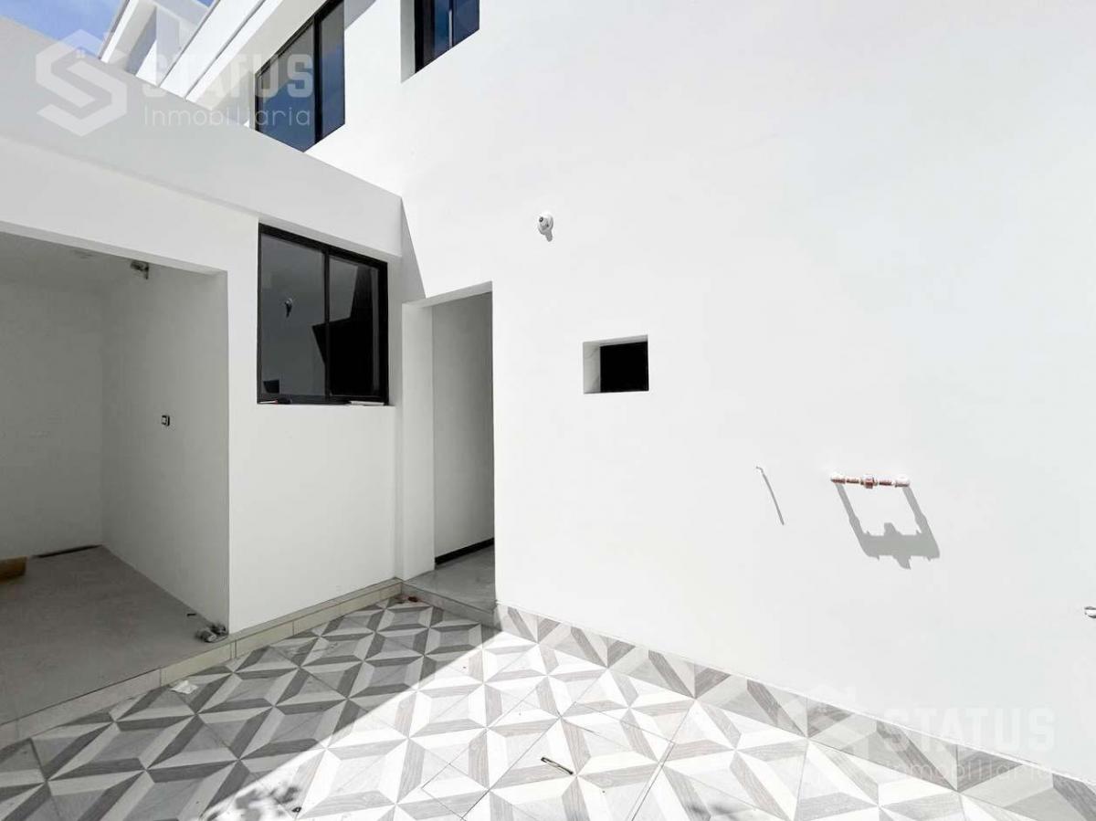 Venta de Casa con Terraza y Patio Cerca Hacienda Capelo — imagen 3