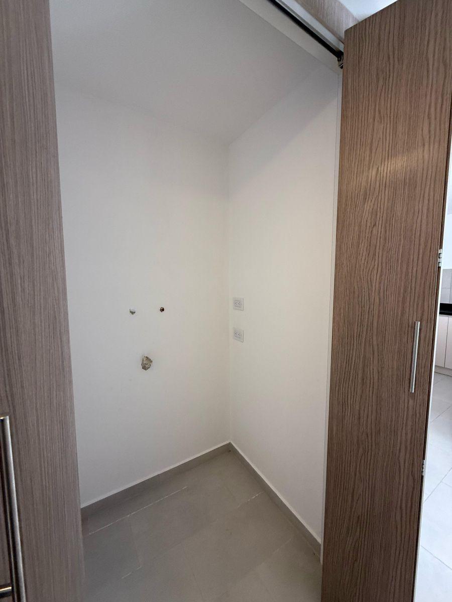 Venta Departamento Dos y Tres Dorm. Conocoto La Macarena — imagen 4