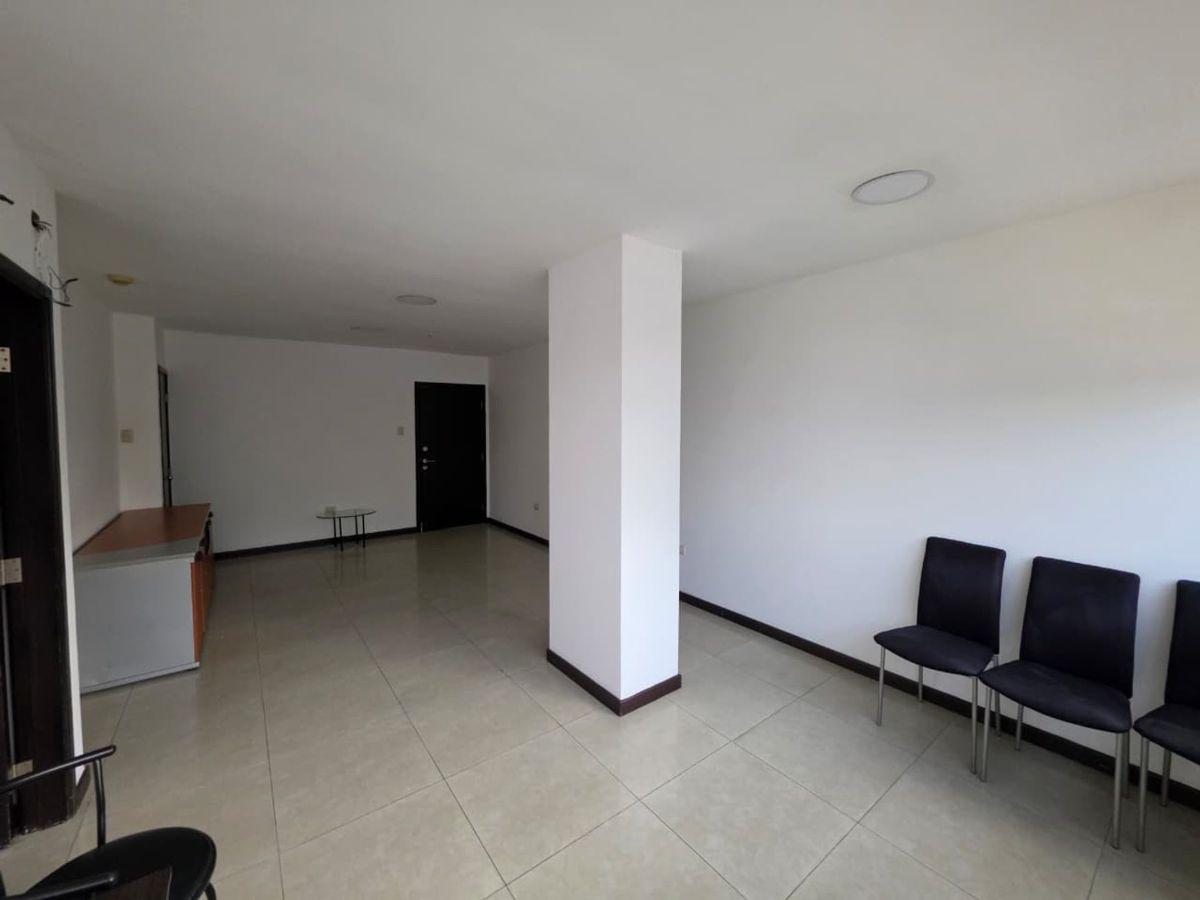 Se Vende Oficina en La Kennedy Norte, Guayas — imagen 3