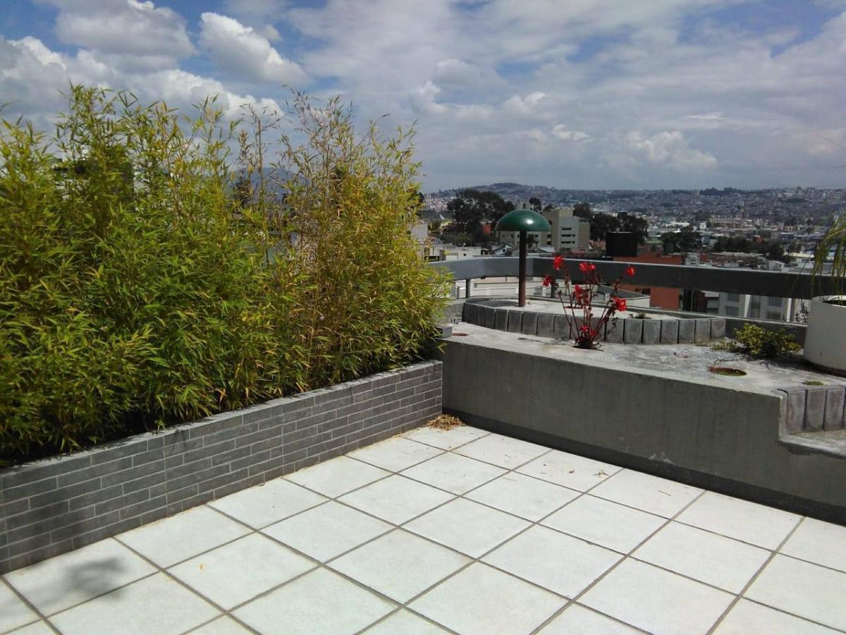 Fcm Venta Depar Quito Tenis 4 Hab 10 Minutos del Bosque — imagen 9