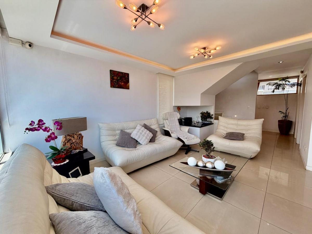 Mgv Venta Casa Independiente 3 Pisos Cumbaya Piscina Privada — imagen 9