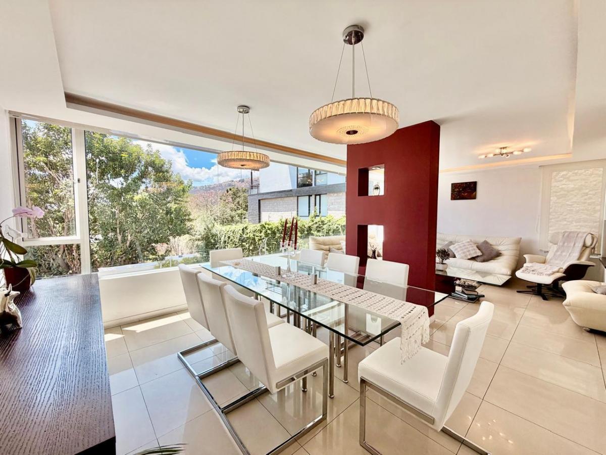 Mgv Venta Casa Independiente 3 Pisos Cumbaya Piscina Privada — imagen 8