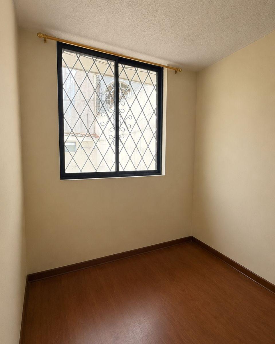 Se Vende Casa de 4 Dorm. en Carcelén — imagen 6