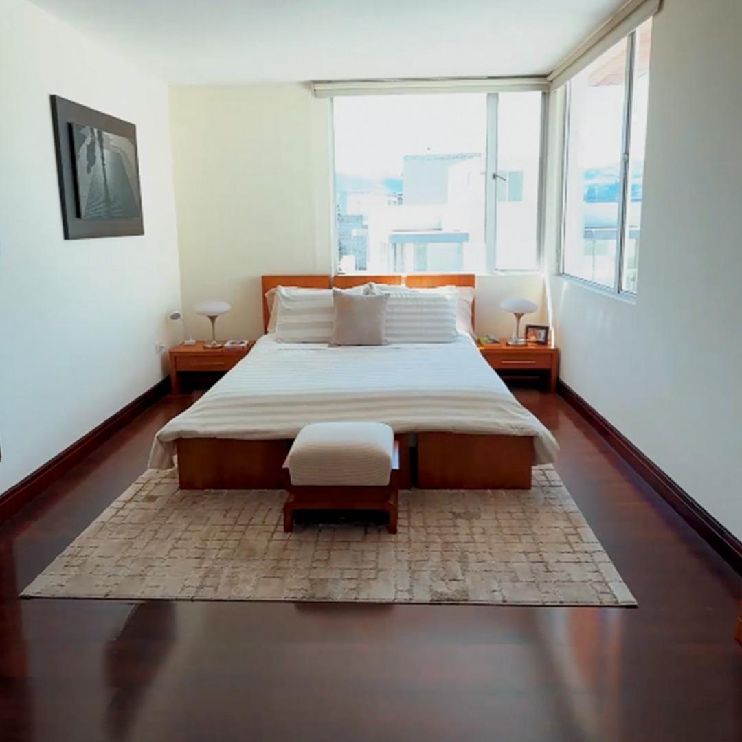 Sra Casa en Cumbayá — imagen 3