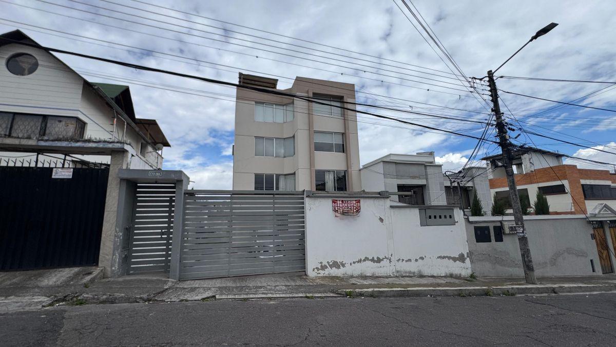 Departamento en con Patio Privado – Sector Solca / Embajada Americana — imagen 10