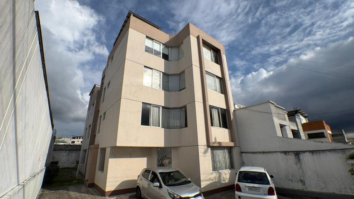 Departamento en con Patio Privado – Sector Solca / Embajada Americana — imagen 3