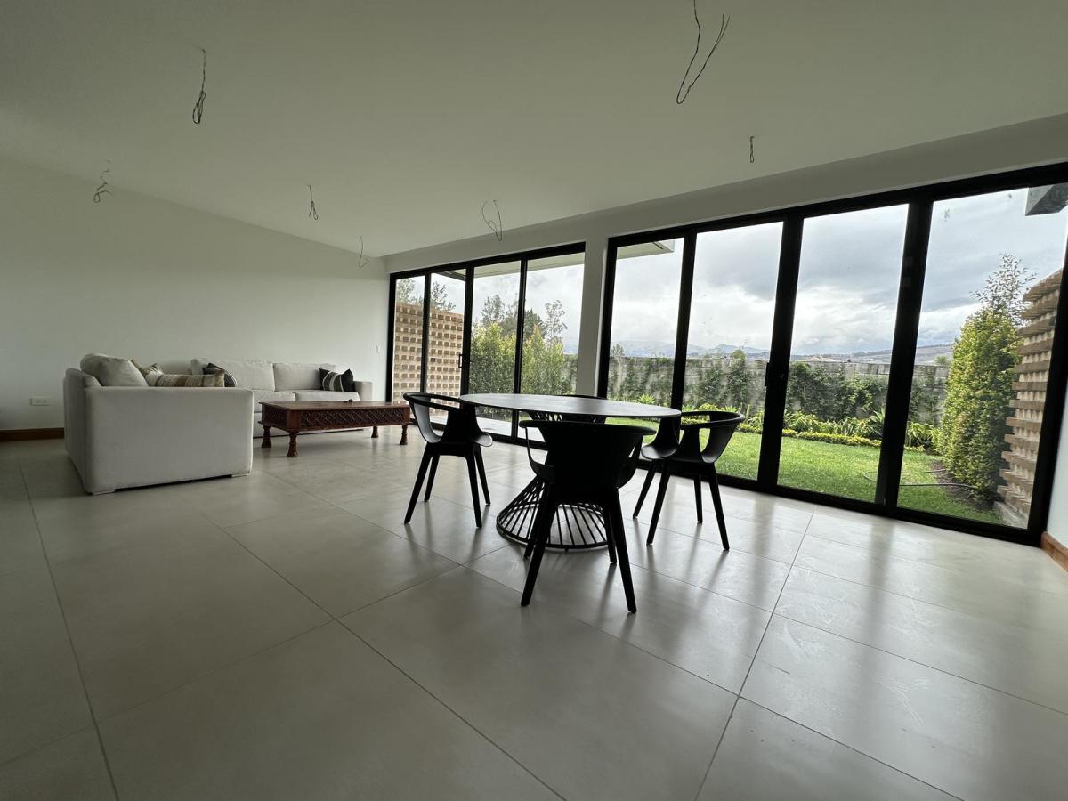 En Venta Casas Modernas en Tumbaco| 3 Hab con Baño Propio| Sector La Viña Alta - Tumbaco — imagen 9