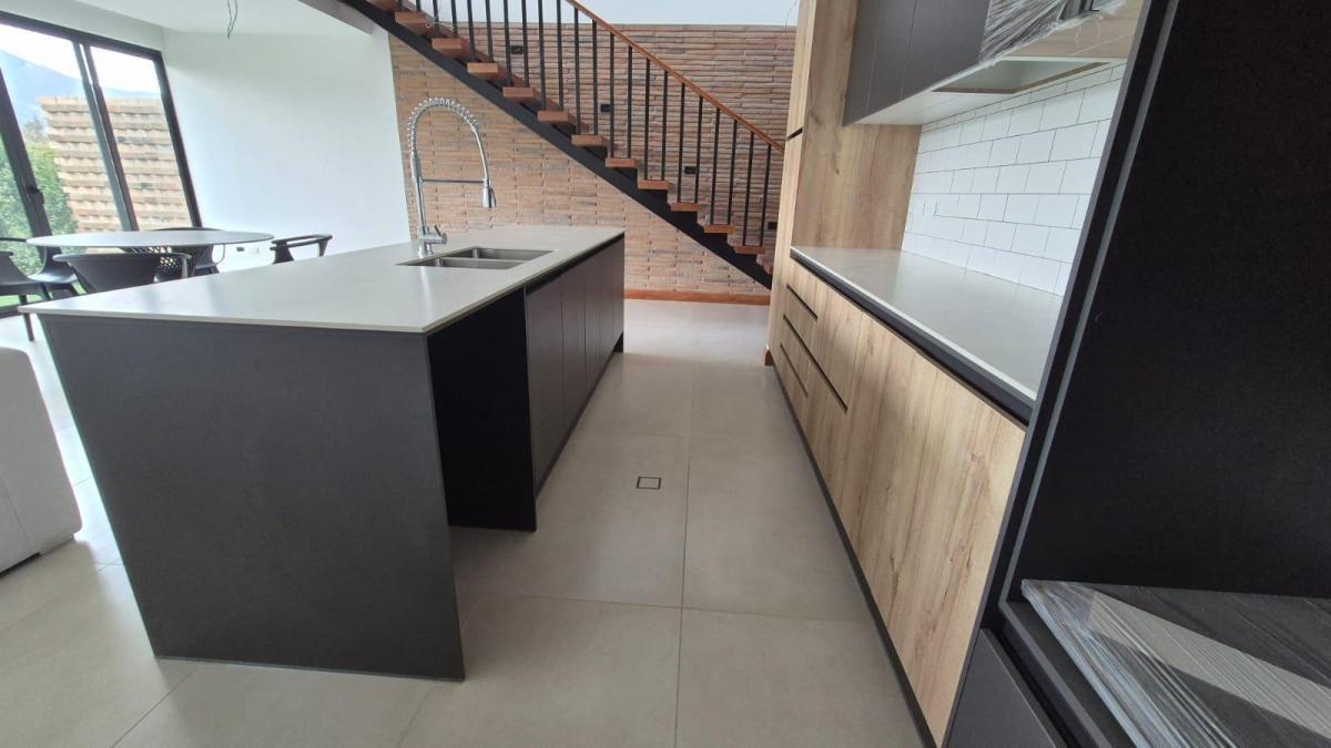 En Venta Casas Modernas en Tumbaco| 3 Hab con Baño Propio| Sector La Viña Alta - Tumbaco — imagen 5